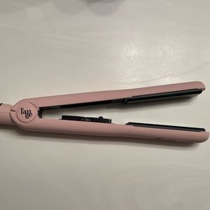 NWOT Hair Straightener
